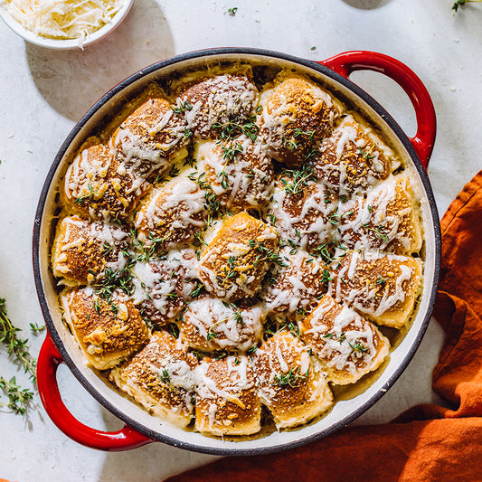 Cheesy Pull-Apart Garlic Rolls