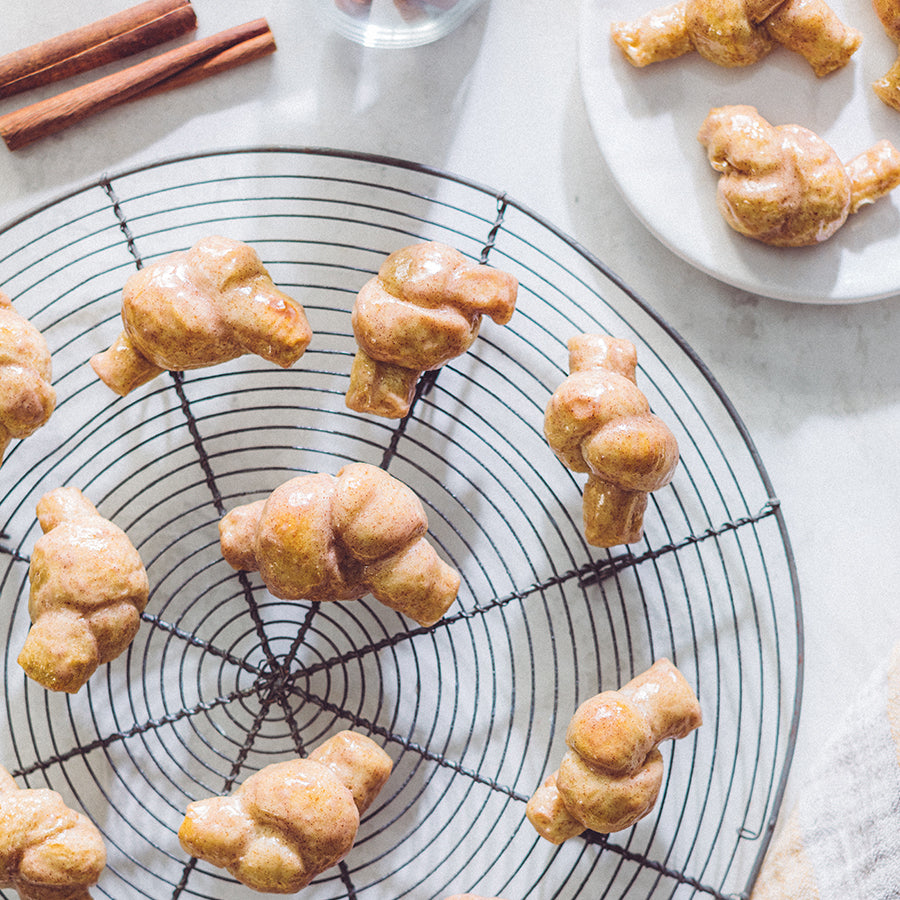 Cinnamon Brown Sugar Pretzel Knots Try This Recipe Today! Better Butter